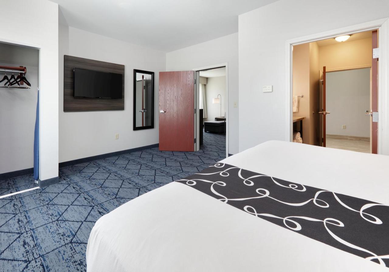 La Quinta By Wyndham Denton - University Drive Zewnętrze zdjęcie