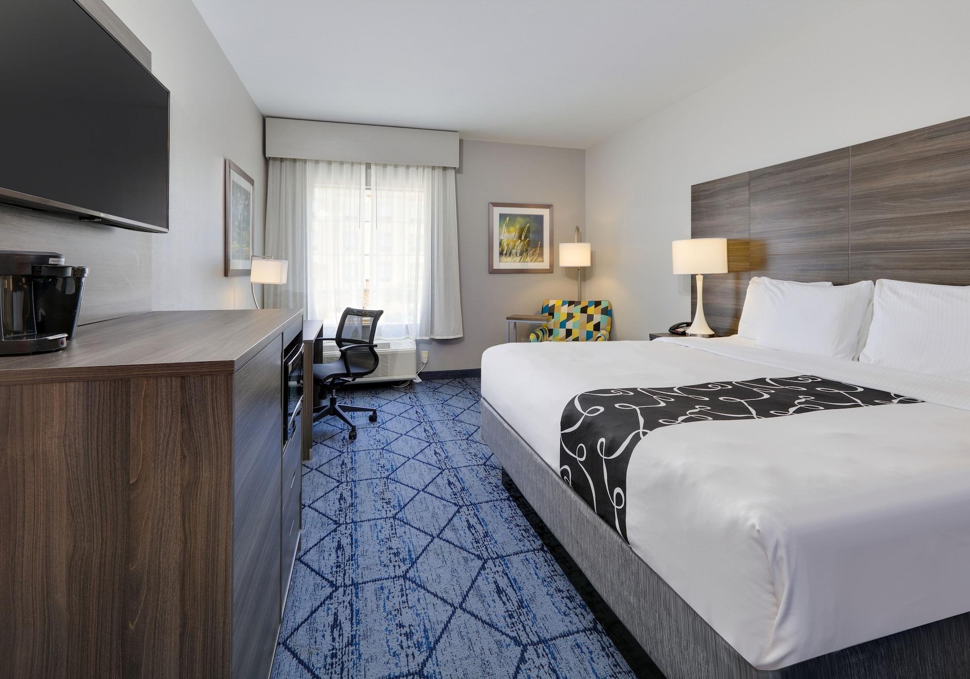 La Quinta By Wyndham Denton - University Drive Zewnętrze zdjęcie