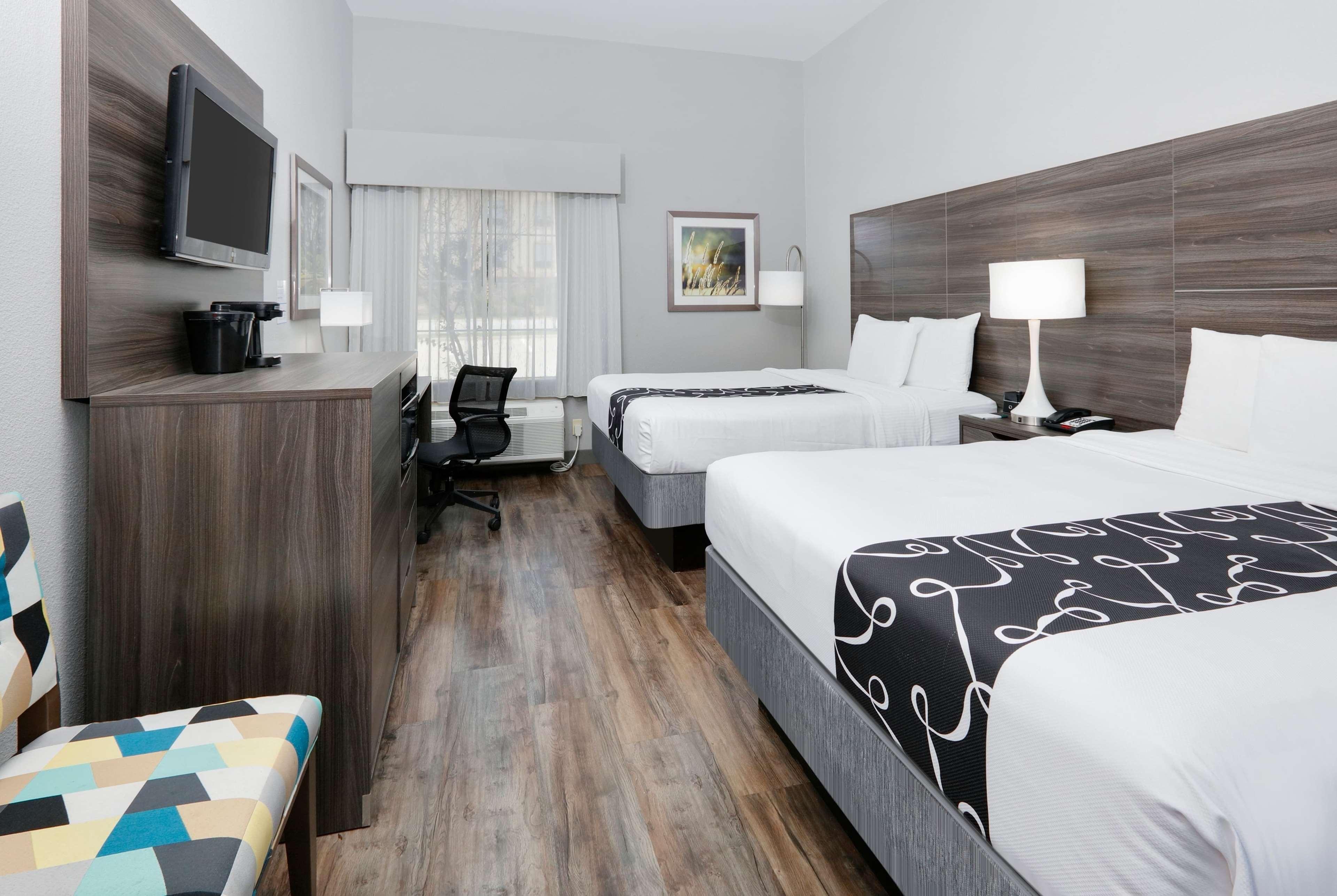 La Quinta By Wyndham Denton - University Drive Zewnętrze zdjęcie