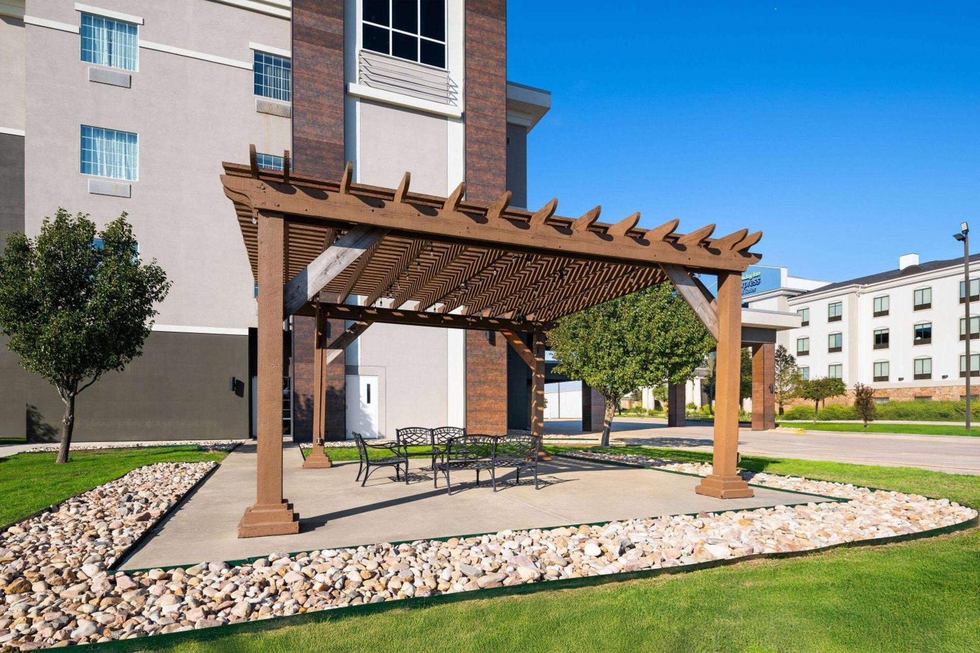 La Quinta By Wyndham Denton - University Drive Zewnętrze zdjęcie