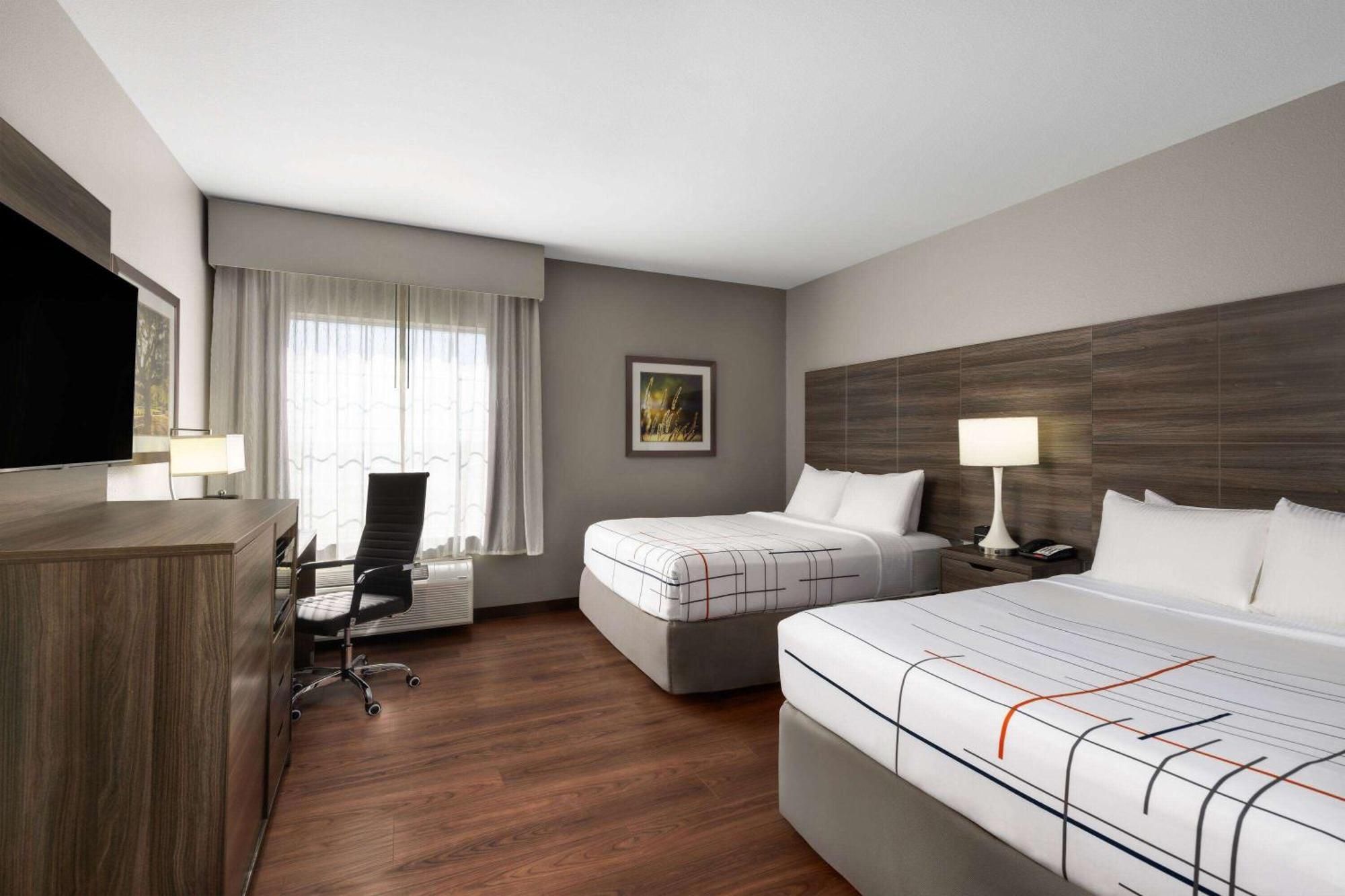 La Quinta By Wyndham Denton - University Drive Zewnętrze zdjęcie