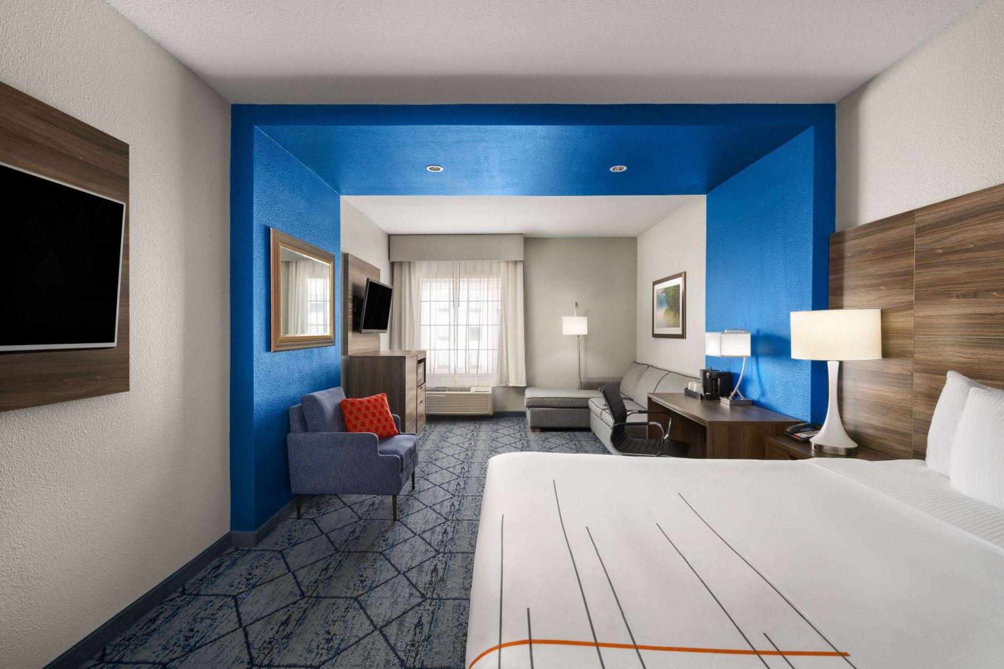 La Quinta By Wyndham Denton - University Drive Zewnętrze zdjęcie